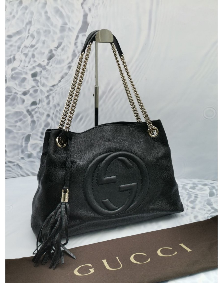 Gucci soho pebbled discount leather shoulder bag